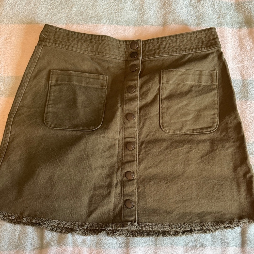 Madewell Button-Front Olive Mini Skirt with Pockets